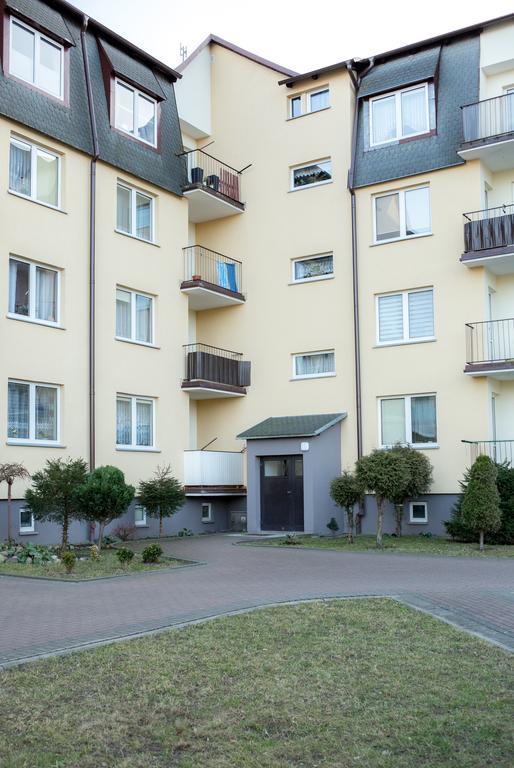 Apartament Z Tarasem Apartment Ustka Exterior photo